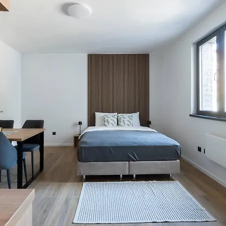 Lawa 22 * Κοπαόνικ